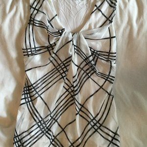 New York and Company Stretch Tank Top